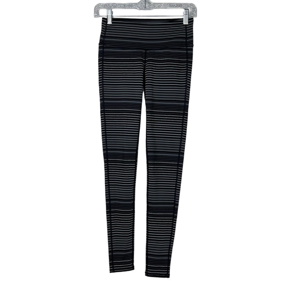 ATHLETA Womens Chaturanga Black & Gray Stripes Athletic Leggings Mid Rise XS - Picture 1 of 4